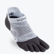 Calcetines Injinji Run Lightweight No-Show gris claro