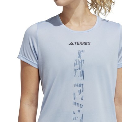 Camiseta manga corta Adidas Terrex Agravic Trail Running mujer azul detalle logo