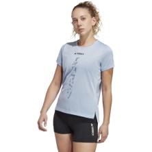 Camiseta manga corta Adidas Terrex Agravic Trail Running mujer azul modelo