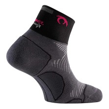 Calcetines Distance Three gris oscuro fucsia