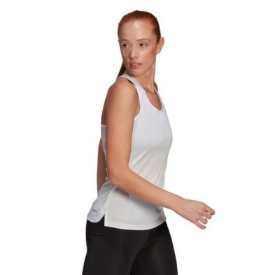 Camiseta tirantes adidas Primeblue Designed 2 Move Blanca Mujer detalle costado