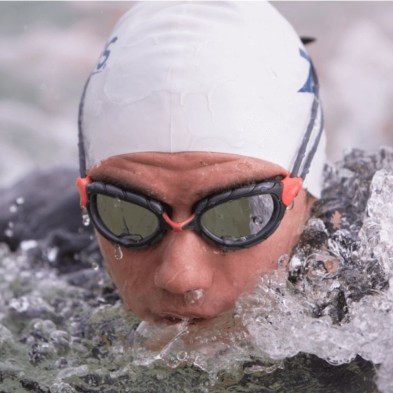 Gafas de natación Predator titanium mirror roja gris Zoggs piscina acción