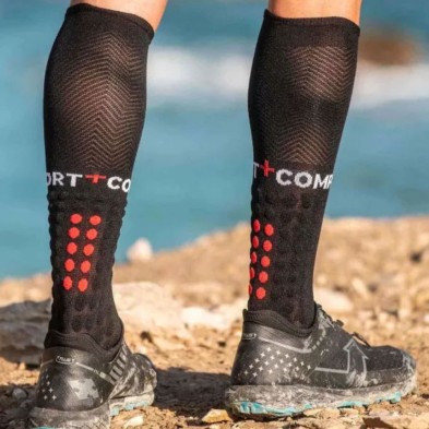 Calcetines Compressport Full Socks Run Black detrás