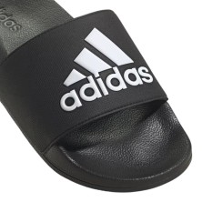 Sandalias Adidas Adilette shower Core Black / Cloud White detalle logo