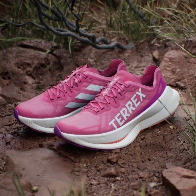 Zapatillas Terrex Agravic Speed Pink Fusion / Crystal White / Purple Burst adidas