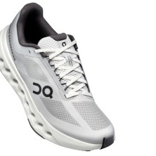 Zapatillas On Running Cloudsurfer Next mujer gris blanco detalle cordones