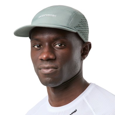 Gorra running NNormal Race Cap Green visera unisex