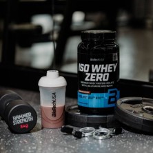 Biotech Iso Whey Zero Lactose Reduced proteína en polvo 908gr. chocolate lifestyle