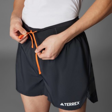 Pantalón corto Adidas Terrex Xperior hombre negro detalle cordón ajuste cintura