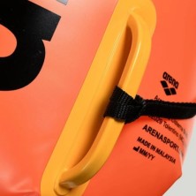 Boya Arena aguas abiertas con bolsa impermeable 17 L Naranja/ Amarillo detalle anclaje