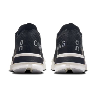 Zapatillas On Running Cloudboom Strike mujer Black/ White talones drop 4mm