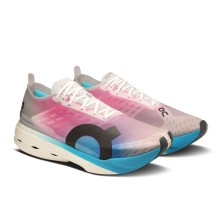 Zapatillas On Running Cloudboom Strike hombre blanco rosa azul par