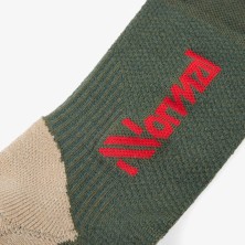 Calcetines NNormal Merino Socks Green termoregulación avanzada