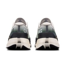 Zapatillas On Running Cloudboom Max hombre White/ Black Protección en el talón para más confort en distancias largas