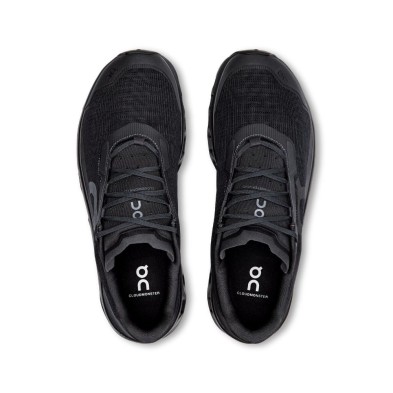 Zapatillas On Running Cloudmonster Void Hombre negro par con la upper de malla técnica más transpirable