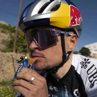 Barrita energética Amacx Energy Oat Bar Lemon Tom Piddcock corredor Red Bull