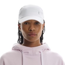 Gorra On Running Lightweight Cap White