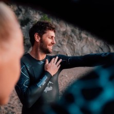 Neopreno Sailfish One 8 con paneles elásticos en los hombros