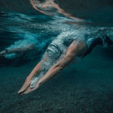 Neopreno sin mangas Sailfish Rocket 4 posición mejorada en el agua