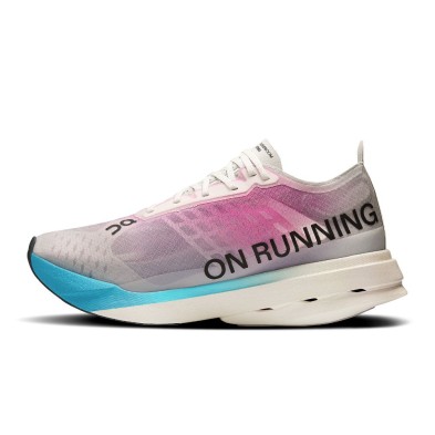 Zapatillas On Running Cloudboom Strike mujer White/ Horizon