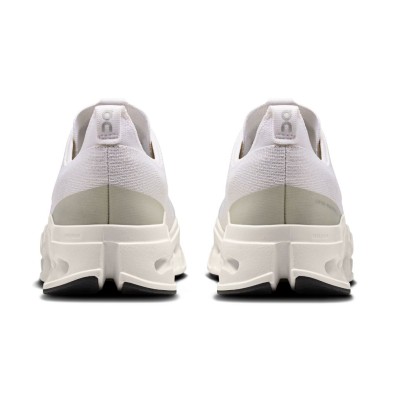 Zapatillas On Running Cloudsurfer Max Hombre White/ White fluidez y suavidad Zapatillas On Running Cloudsurfer Max Hombre White/ White fluidez y suavidad