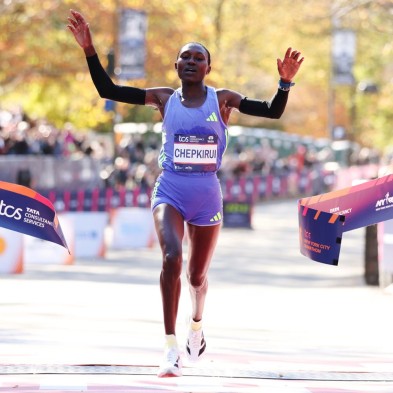 Zapatillas Adidas Adizero Adios Pro 4 Mujer Cloud White/ Core Black/ Silver Metallic chepkirui