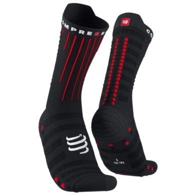 Calcetines Compressport Aero socks negro y rojo