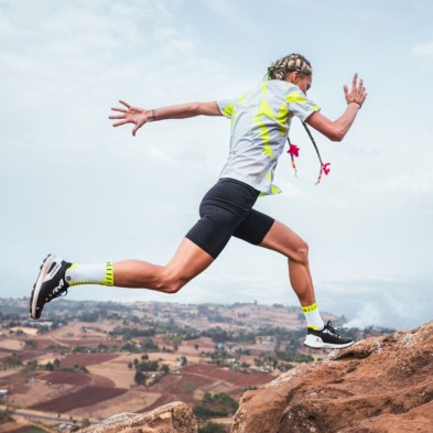 Camiseta manga corta Scott RC Run mujer blanco amarillo ideal para running