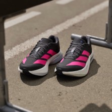 Zapatillas Adidas Adizero Boston 13 Mujer Core Black/ Lucid Pink/ Cobalt Blue lengueta mejorada