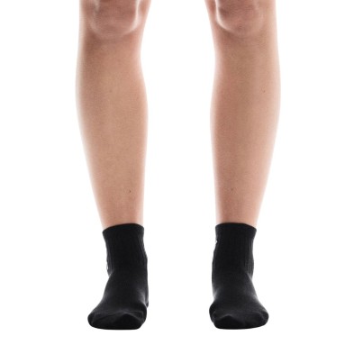 Calcetines On Running Logo Sock Mid Pack de 3 negros de media caña