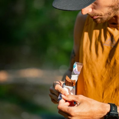 Barrita Moonvalley Vegan Energy Bar Oat & Dates Chocolate y Sal Marina barrita energética de avena y dátiles