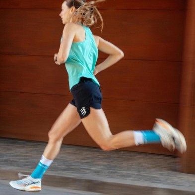 Calcetines compresión Compressport Mid Compression V2.0 Norse Blue White retraso de la fatiga