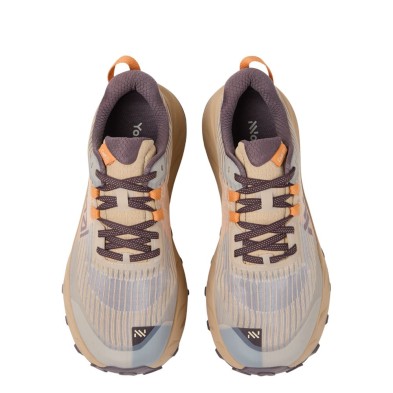 Zapatillas NNormal Cadí hombre Beige con guias de cordones