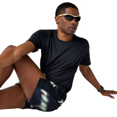 Camiseta manga corta Brooks Dash Short Sleeve hombre negro transpirable y absorvente