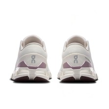 Zapatillas On Running Cloud X 4 mujer Ivory/ Heron zapatillas flexibles y versátiles