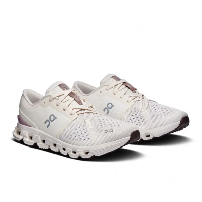 Zapatillas On Running Cloud X 4 mujer Ivory/ Heron perfectas para el gimnasio
