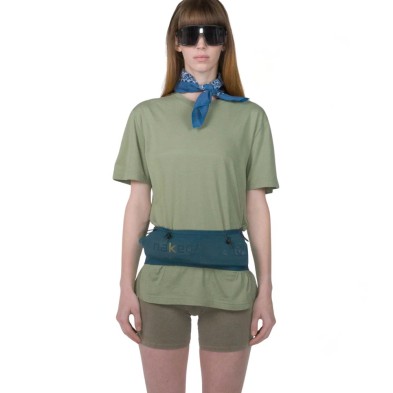 Cinturon Naked Trail Running Band V2 2 litros Storm Sky sin rebotes y muy cómodo