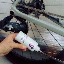Lubricante cera Grezzy+ Hyperlube Formula 125ml mejora los cambios y alarga la vida útil