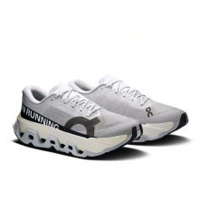 Zapatillas On Running Cloudmonster 3 Hyper Hombre Glacier Black buena amortiguación