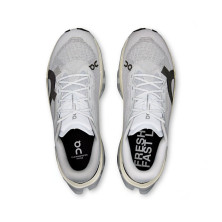 Zapatillas On Running Cloudmonster 3 Hyper Hombre Glacier Black par perfectas para carreras largas y tempo runs