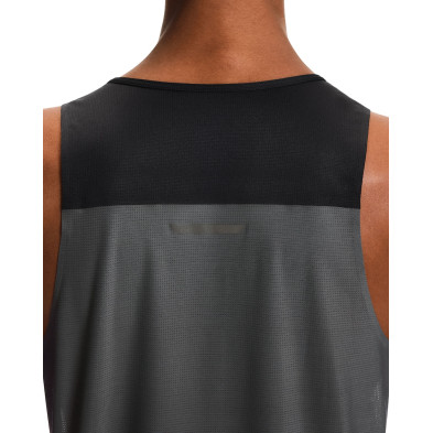 Camiseta On Running Performance Tank Hombre Black detalle espalda