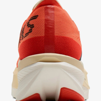 Brooks Hyperion Max 4 Hombre Tigerlily/Wood Ash/Black talón