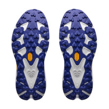 Zapatillas Hoka Speedgoat 7 mujer suela con tacos de 5 mm tracción que se adhiere a la roca