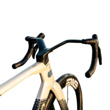 Manillar Colnago Cockpit CC.Y1 montaje