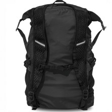 Mochila Mac in a Sac Travelite negra 20 frontal