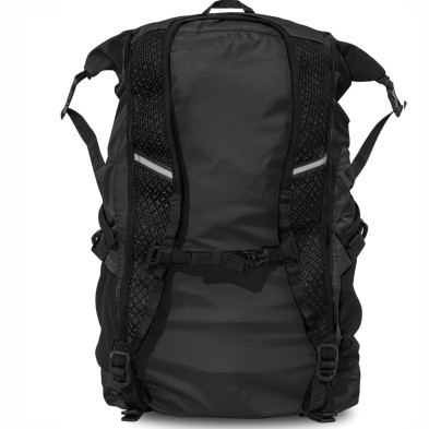 Mochila Mac in a Sac Travelite negra 20 espalda