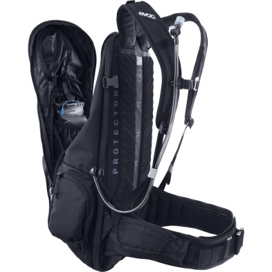 Mochila EVOC FR Trail E-RIDE 20 Macaskill trasera