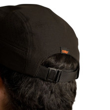 Gorra running Celer Beta Black ajuste trasero ajuste de máxima estabilidad