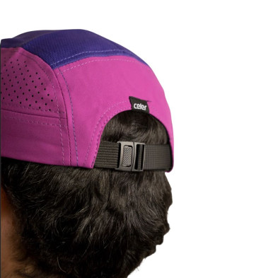 Gorra running Celer Beta Purple Cap ajuste perfecto que evita rebotes