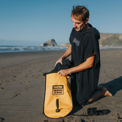 Boya de seguridad Buddyswim Drybag agua abiertas CSW 20L Amarillo interior 100% estanco